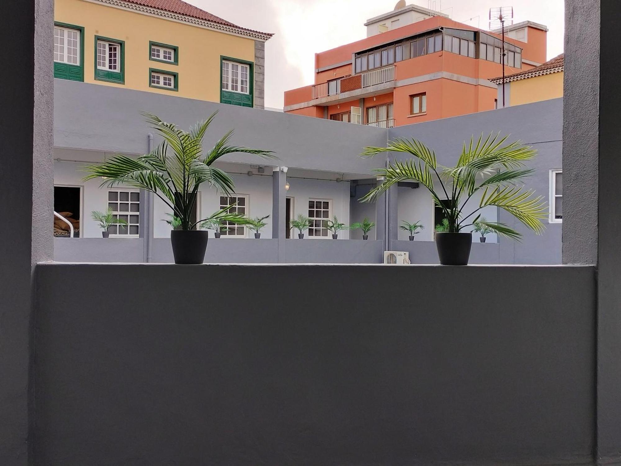 Room27- City Center La Laguna  Bagian luar foto