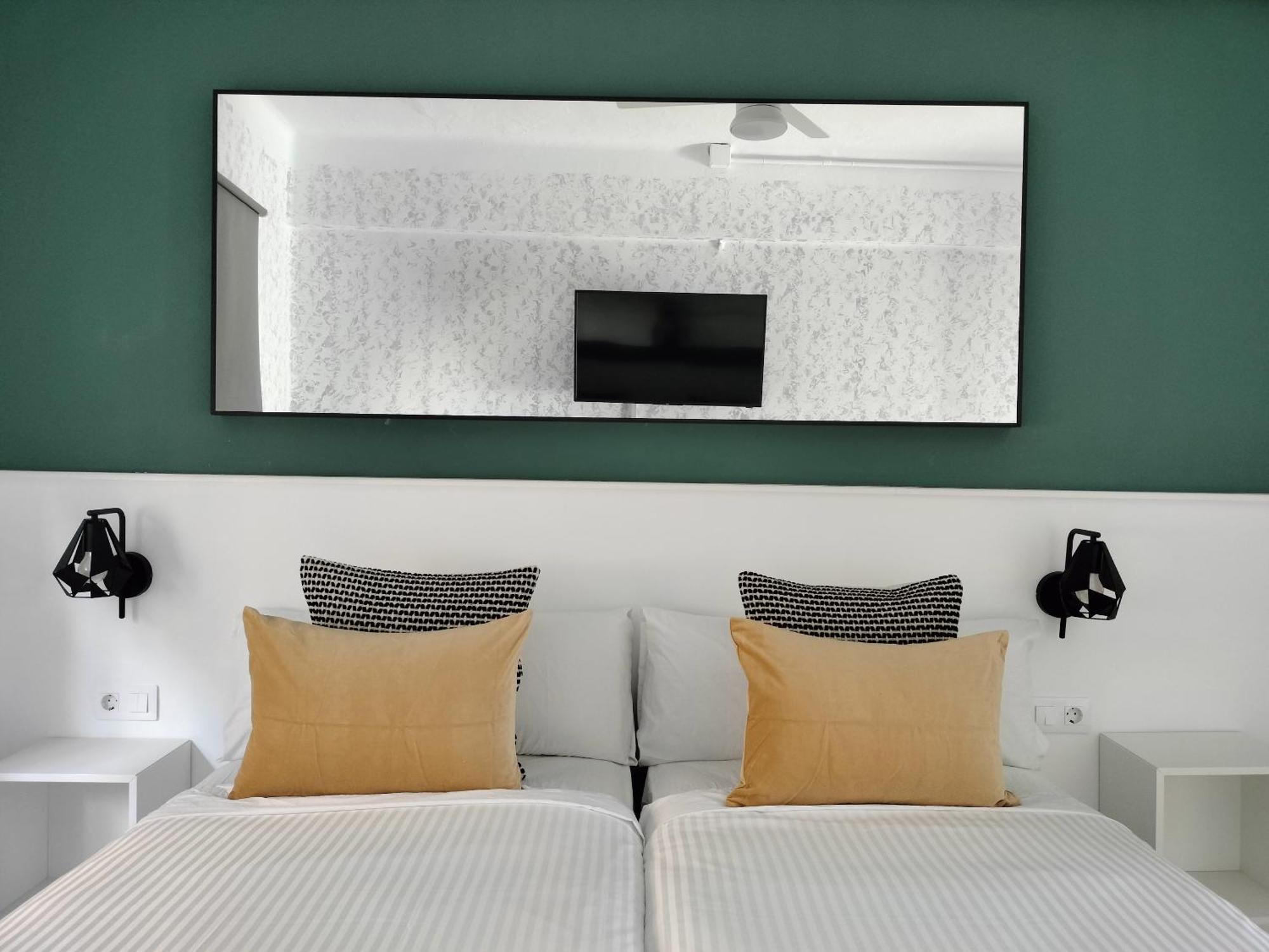 Room27- City Center La Laguna  Bagian luar foto